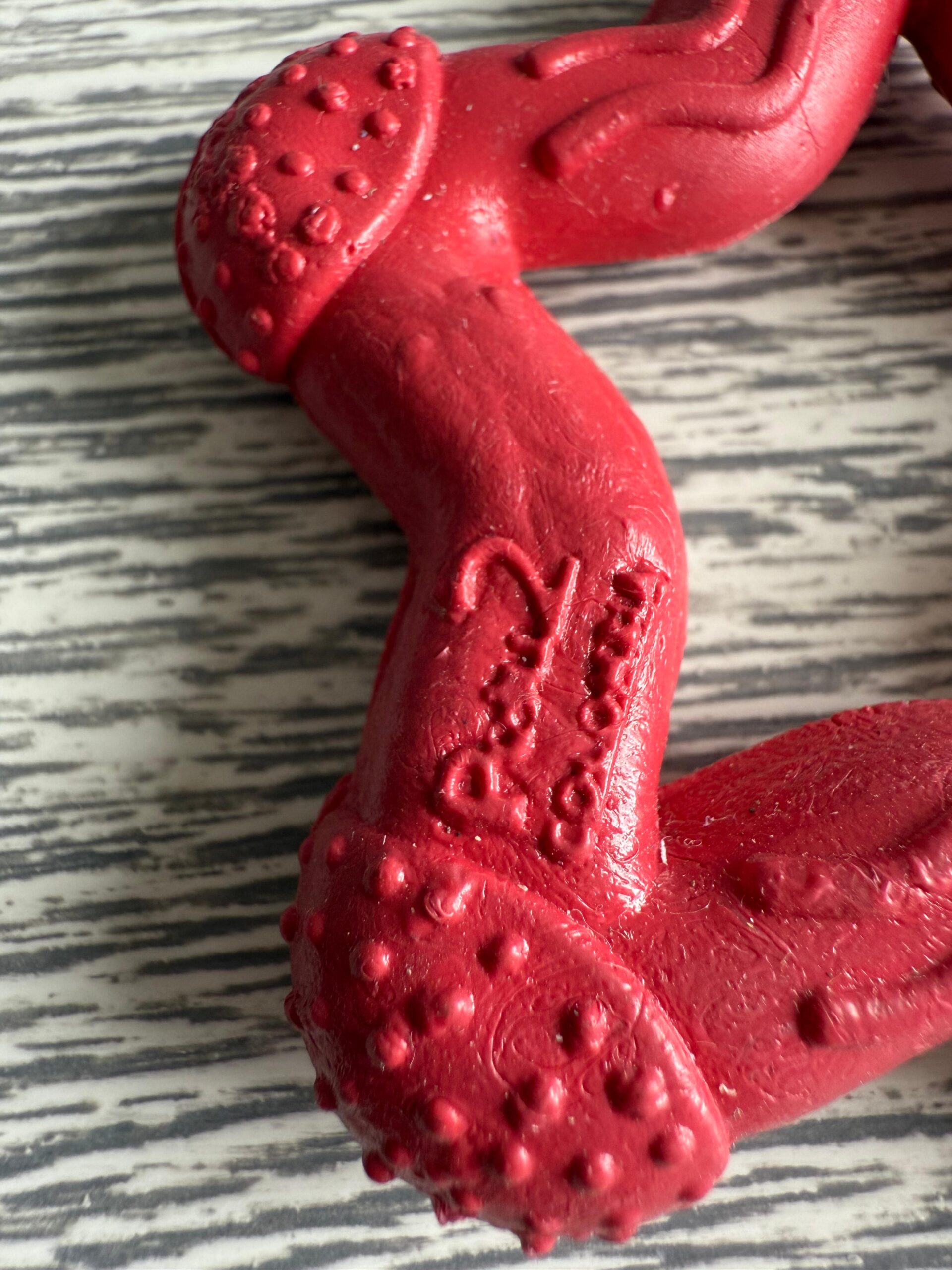 Mordedor Masticable con Textura Estrella Roja - Imagen 2